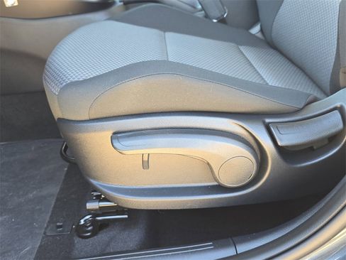 New 2025 Kia Soul LX image 22