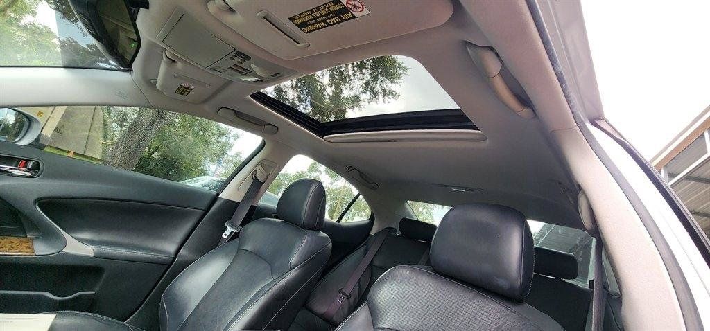 Used 2009 Lexus IS 250 RWD image 25