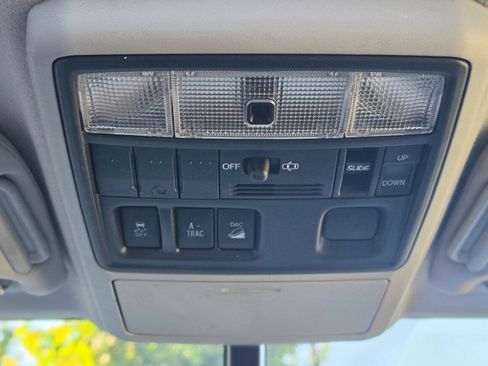 Used 2010 Toyota 4Runner SR5 w/ Convenience Pkg AWD/4WD image 51