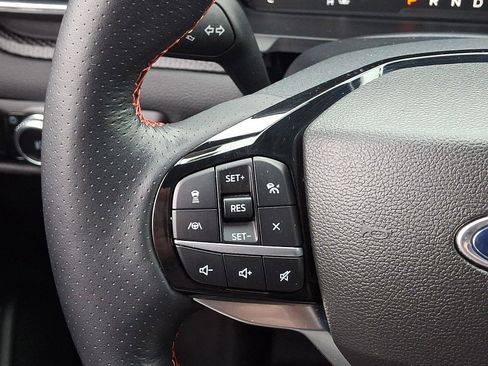 Used 2023 Ford Explorer ST-Line AWD/4WD image 21