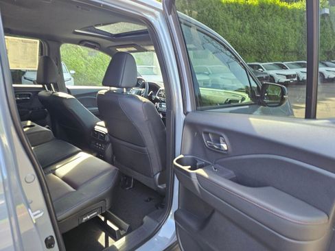 New 2026 Honda Ridgeline Black Edition image 16