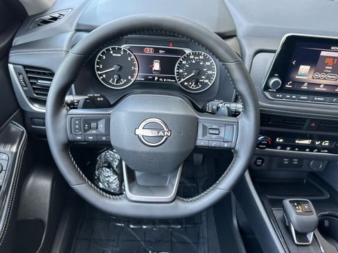 New 2026 Nissan Rogue SV AWD/4WD image 14