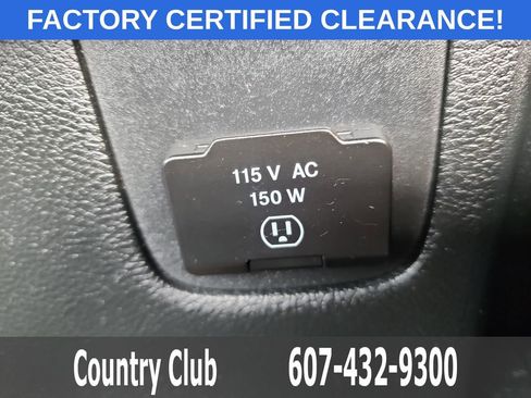 Used 2017 Jeep Wrangler Unlimited Sahara w/ Quick Order Package 24E Chief AWD/4WD image 21