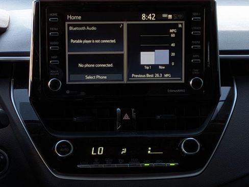 Used 2021 Toyota Corolla LE w/ LE Convenience Package image 10