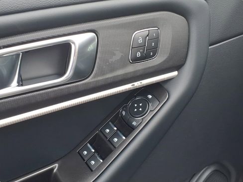 New 2026 Ford Explorer Tremor image 17