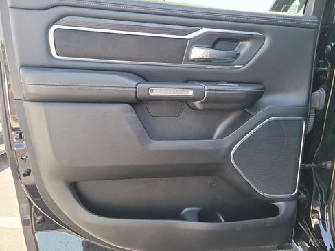 Used 2023 RAM 1500 Laramie AWD/4WD image 11