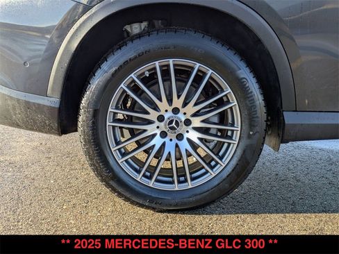 Certified 2025 Mercedes-Benz GLC 300 4MATIC image 30
