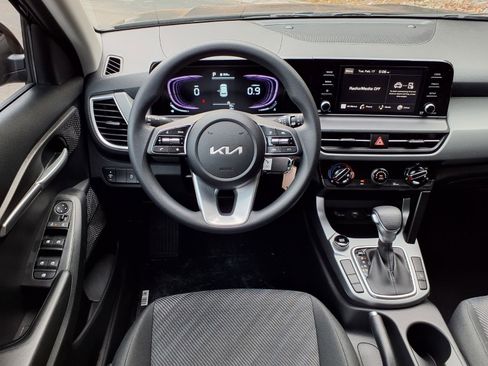 New 2026 Kia Seltos LX image 6