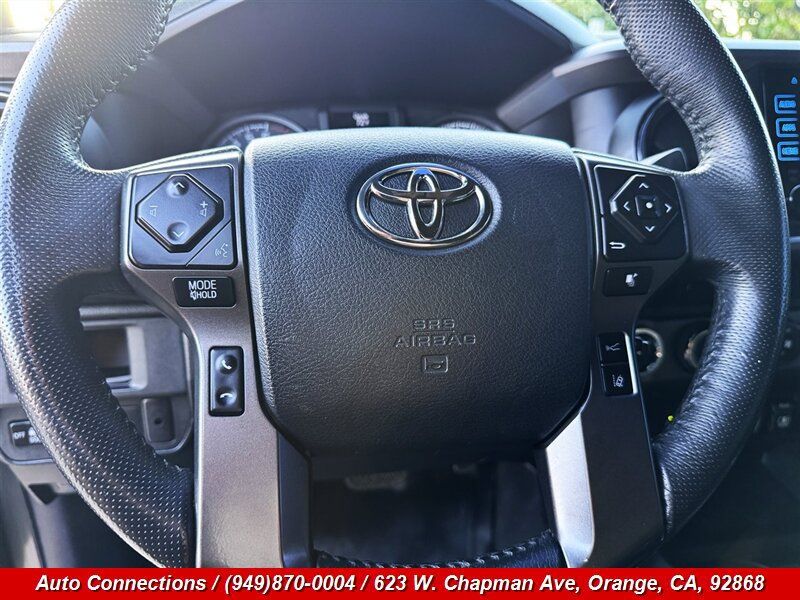 Used 2018 Toyota Tacoma TRD Off-Road w/ Technology Package AWD/4WD image 13