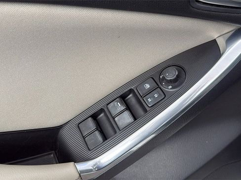 Used 2014 MAZDA CX-5 Touring image 12