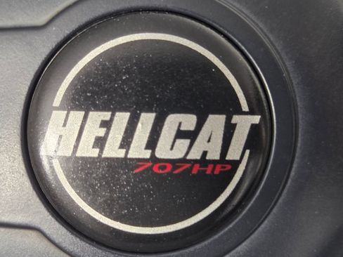 Used 2016 Dodge Challenger SRT Hellcat RWD image 25