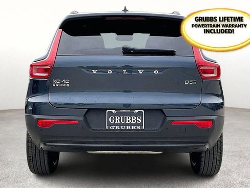 New 2026 Volvo XC40 B5 Ultra w/ Protection Package Premier image 7