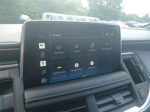 Used 2022 Chevrolet Tahoe Z71 w/ Z71 Off-Road Package image 12