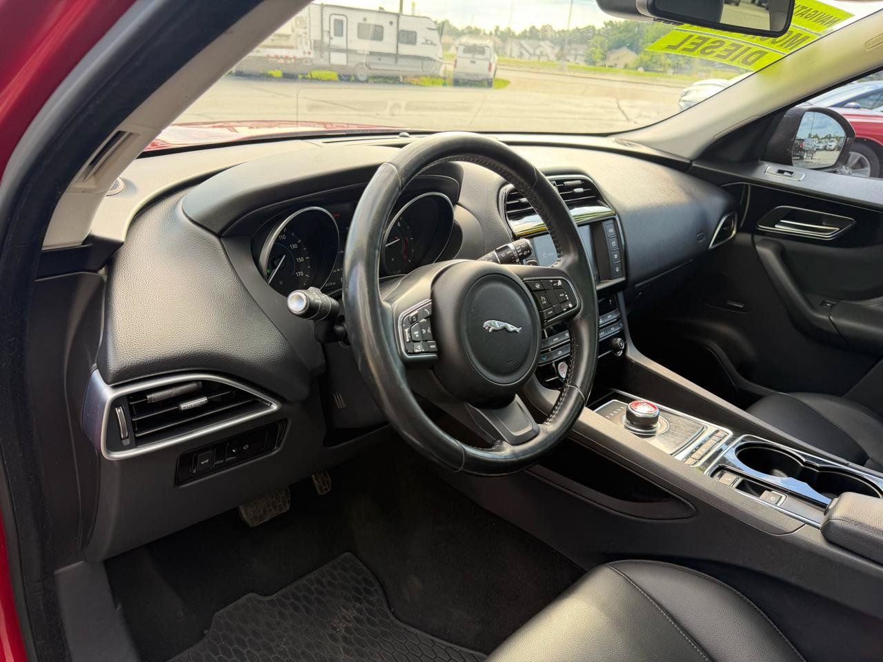 Used 2017 Jaguar F-PACE Premium AWD/4WD image 21