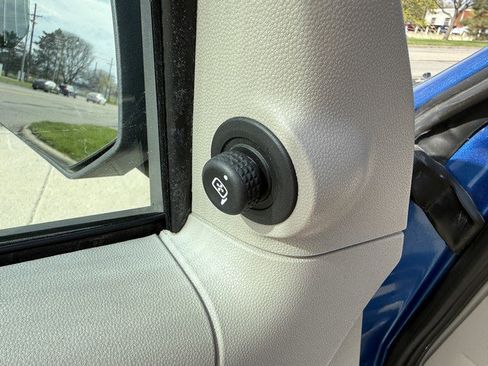 Used 2012 Ford Escape XLT FWD image 14