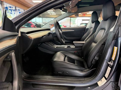 Used 2022 Tesla Model 3 RWD image 16