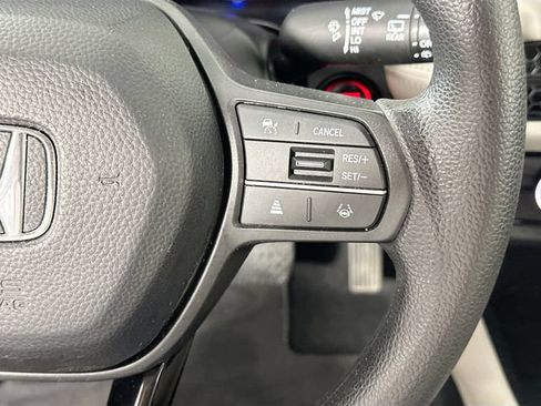 Used 2024 Honda HR-V LX image 19