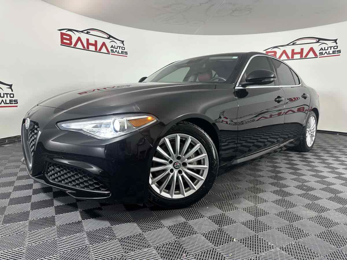 Used 2021 Alfa Romeo Giulia Sprint w/ Active Assist 1 Package RWD image 2