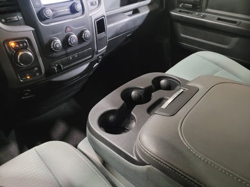 Used 2017 RAM 1500 Express AWD/4WD image 26