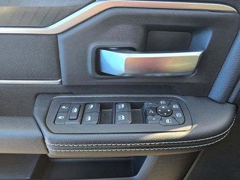 Used 2025 RAM 2500 Big Horn image 21