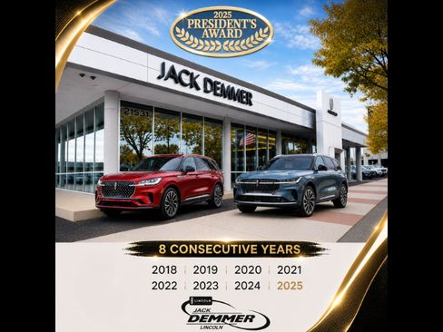 Certified 2024 Lincoln Nautilus Premier AWD/4WD image 10