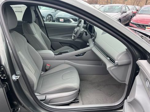 New 2026 Hyundai Elantra Sport FWD image 16