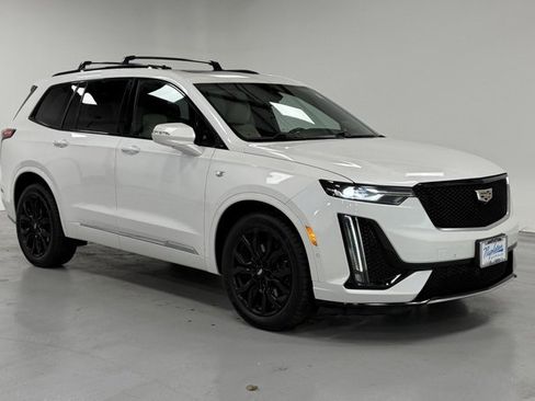Used 2021 Cadillac XT6 Sport image 5