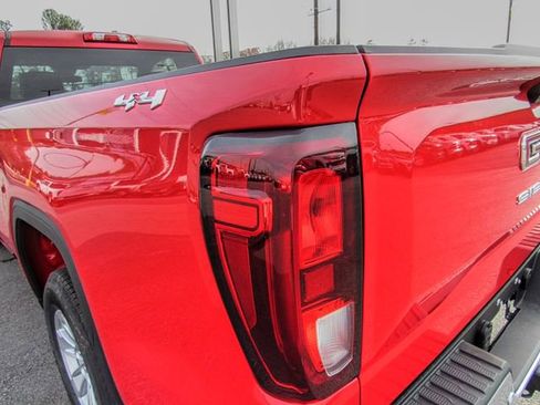 New 2025 GMC Sierra 1500 Pro w/ Pro Value Package image 8