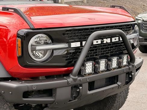 Used 2022 Ford Bronco Wildtrak AWD/4WD image 18