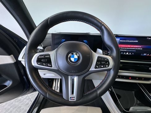 Used 2024 BMW X5 M60i AWD/4WD image 17