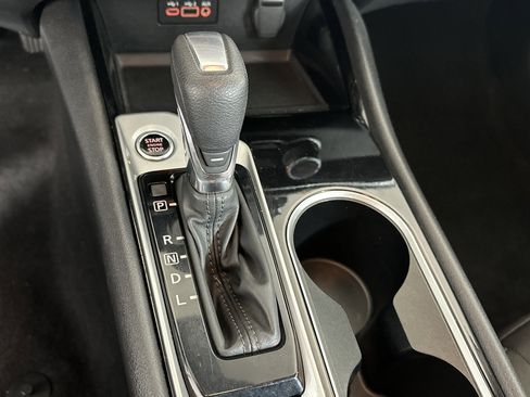 Used 2024 Nissan Altima 2.5 SV image 22