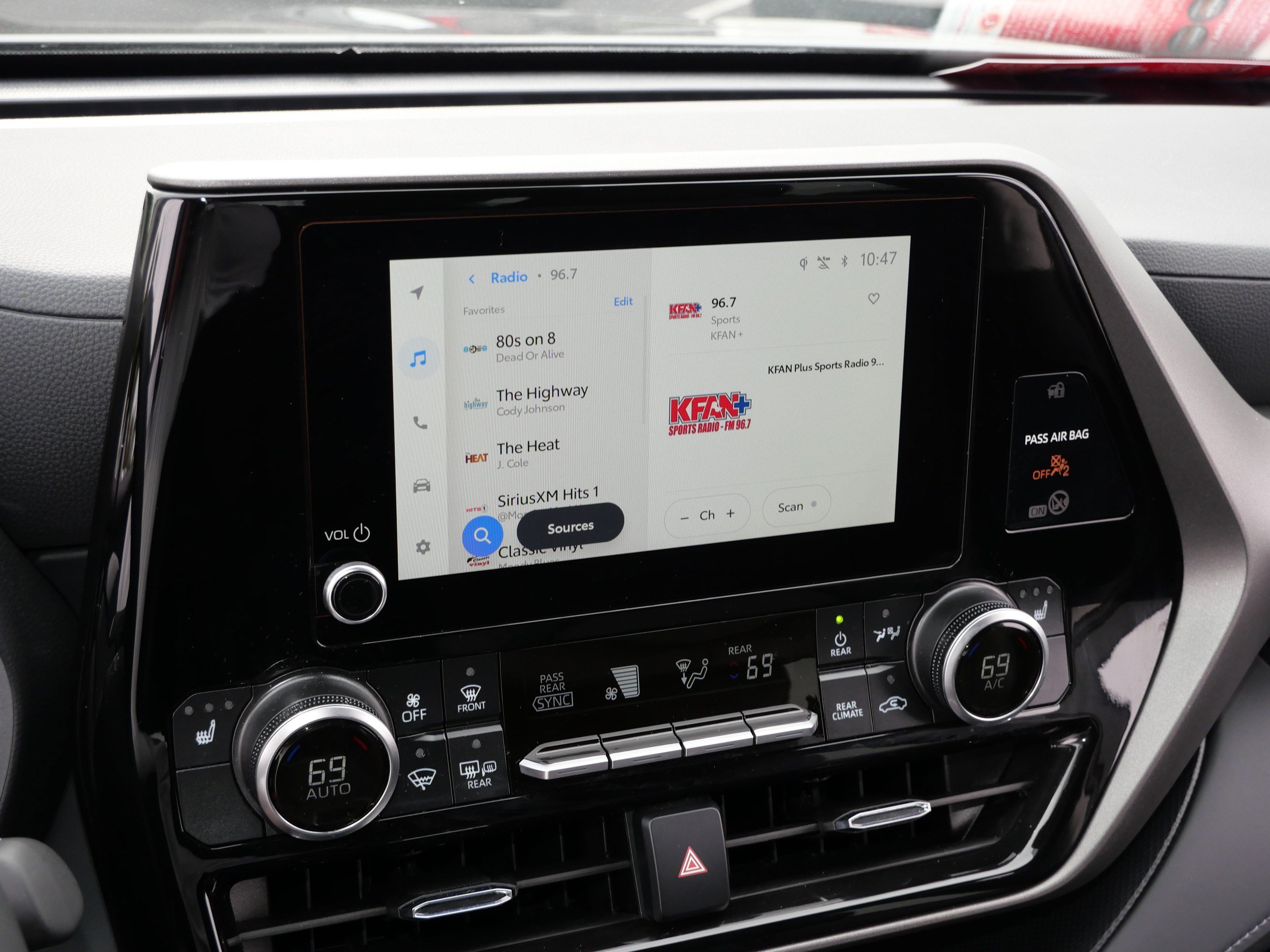 Certified 2026 Toyota Highlander XLE AWD/4WD image 22
