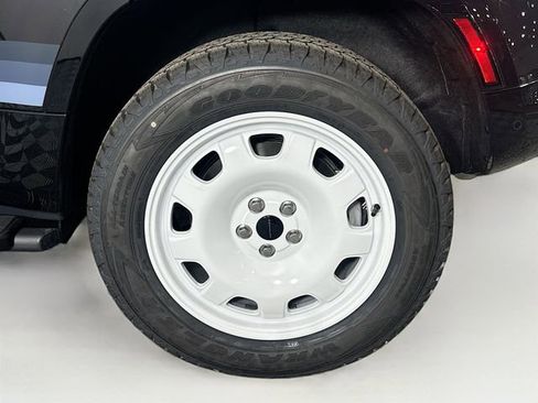 New 2026 Land Rover Defender 110 S image 28