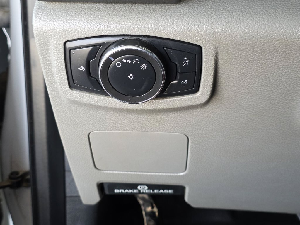 Used 2022 Ford F250 XL w/ Power Equipment Group AWD/4WD image 19