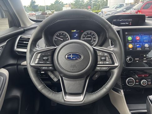 Used 2024 Subaru Forester Limited AWD/4WD image 3