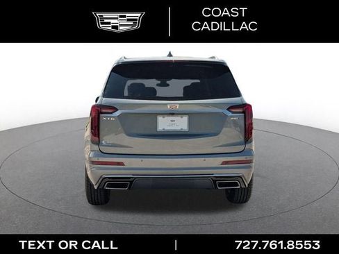 New 2025 Cadillac XT6 Luxury image 14
