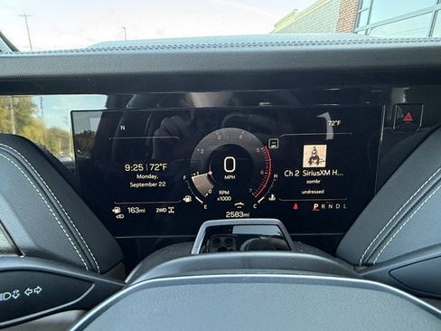 Used 2025 GMC Yukon Denali Ultimate image 31