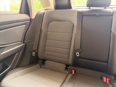 Used 2025 Volkswagen Jetta SE image 33