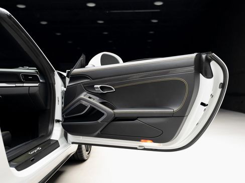 Used 2019 Porsche 911 Targa 4S image 66