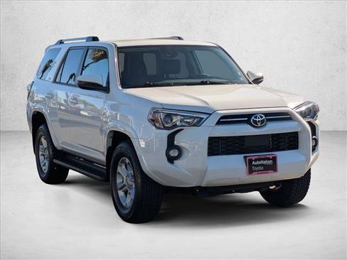 Used 2024 Toyota 4Runner SR5 image 3