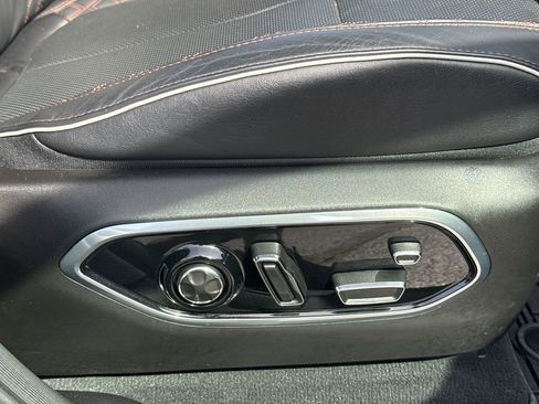 Used 2024 Jeep Grand Cherokee L Summit w/ MOPAR Finishing Package image 42