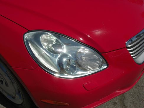 Used 2005 Lexus SC 430 Convertible RWD image 24