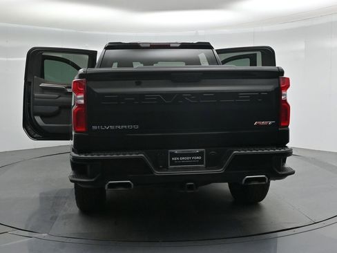 Used 2024 Chevrolet Silverado 1500 RST w/ Z71 Off-Road Package image 35