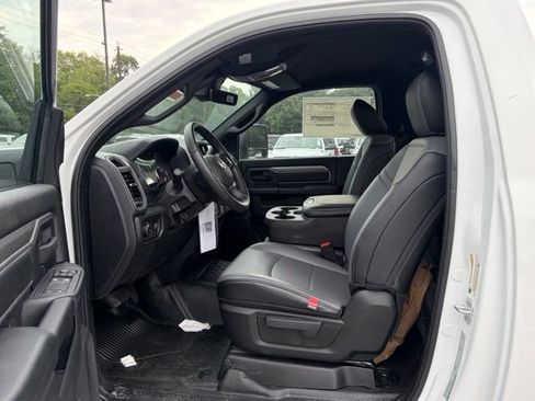 New 2026 RAM 5500 Tradesman AWD/4WD image 13