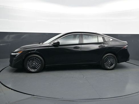 Used 2026 Nissan Sentra SV w/ Floor Mat Package FWD image 4