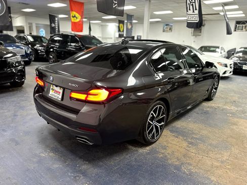 Used 2022 BMW 540i xDrive w/ M Sport Package image 7