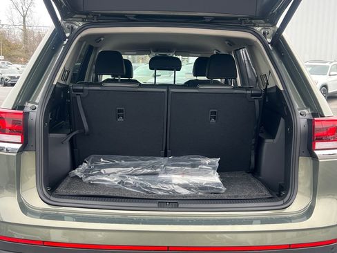New 2026 Volkswagen Atlas SE image 15