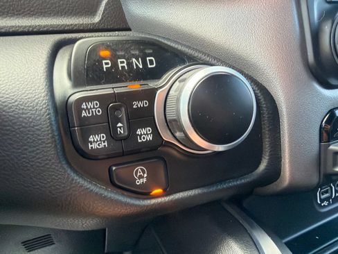 Used 2024 RAM 1500 Big Horn AWD/4WD image 17