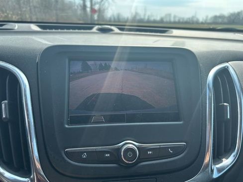 Used 2024 Chevrolet Equinox LT w/ LPO, Floor Liner Package image 11