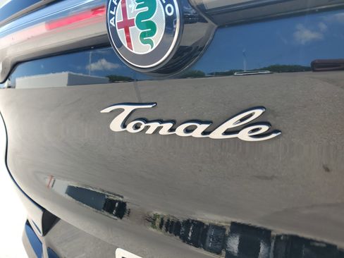 Used 2024 Alfa Romeo Tonale Veloce AWD/4WD image 31